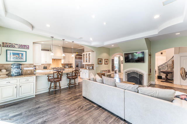 5 Bed Home for Sale in Sherman Oaks, California
