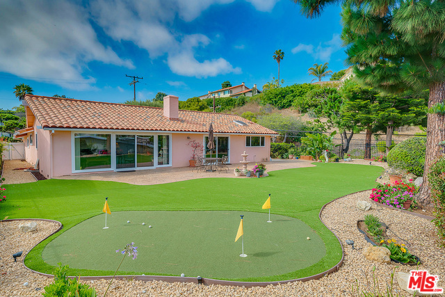 30945 RUE VALOIS, Rancho Palos Verdes, California 90275, 4 Bedrooms Bedrooms, ,3 BathroomsBathrooms,Residential,Sold,RUE VALOIS,20539622