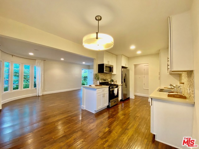 Photo of 1830 El Cerrito Place #1830, Los Angeles, CA 90068