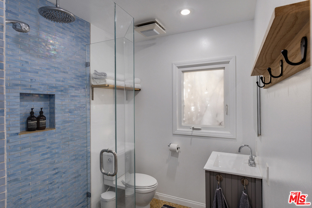 2 Bed Home for Sale in Culver City, California