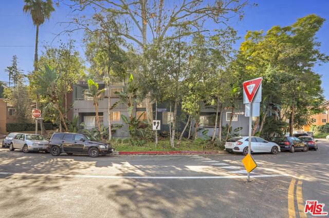 2 Bed Home for Sale in Los Angeles, California