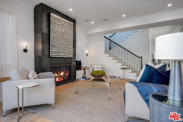 3513 ELM Avenue, Manhattan Beach, California 90266, 5 Bedrooms Bedrooms, ,4 BathroomsBathrooms,Residential,Sold,ELM,19437290