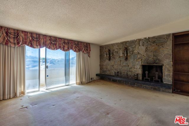 5 Bed Home for Sale in Playa del Rey, California