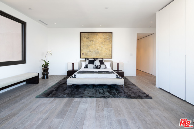 2 Bed Home for Sale in Los Angeles, California