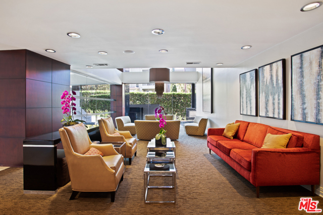 1 Bed Home for Sale in Los Angeles, California