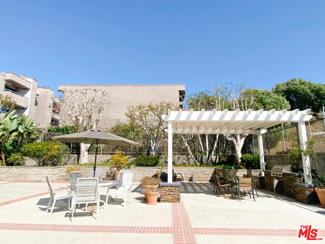 2 Bed Home for Sale in Playa del Rey, California