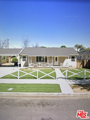 Photo of 22533 CLARENDON Street, Woodland Hills, CA 91367
