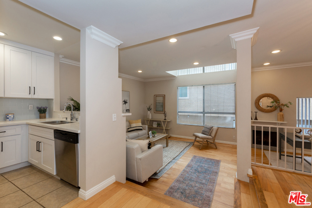 2 Bed Home for Sale in Los Angeles, California