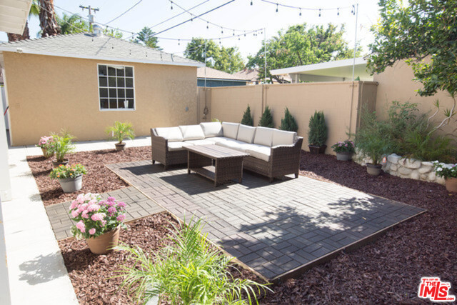 3 Bed Home for Sale in Encino, California