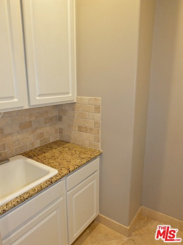 713 JUANITA Avenue, Redondo Beach, California 90277, 3 Bedrooms Bedrooms, ,3 BathroomsBathrooms,Residential,Sold,JUANITA,18338384