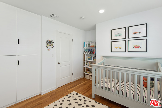 3 Bed Home for Sale in Encino, California