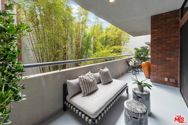 2 Bed Home for Sale in Beverly Hills, California