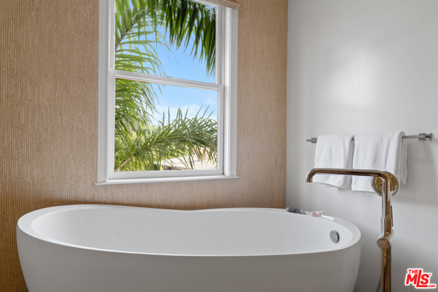 3 Bed Home for Sale in Santa Monica, California
