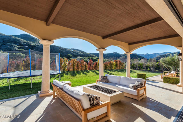 4 Bed Home for Sale in Thousand Oaks, California