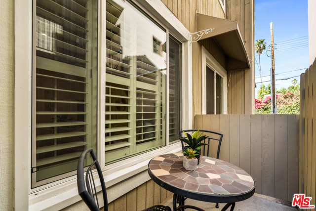 2 Bed Home for Sale in Studio City, California