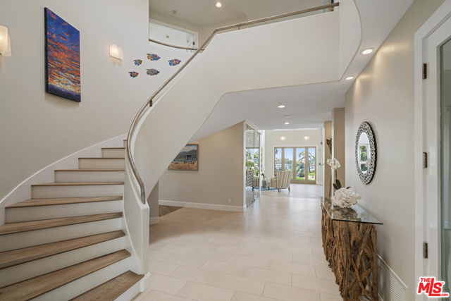4 Bed Home for Sale in Malibu, California