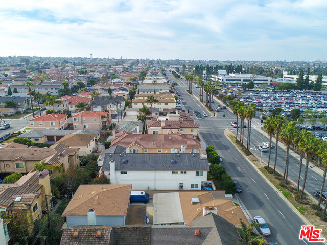 2208 MANHATTAN BEACH, Redondo Beach, California 90278, ,Residential Income,Sold,MANHATTAN BEACH,18304590