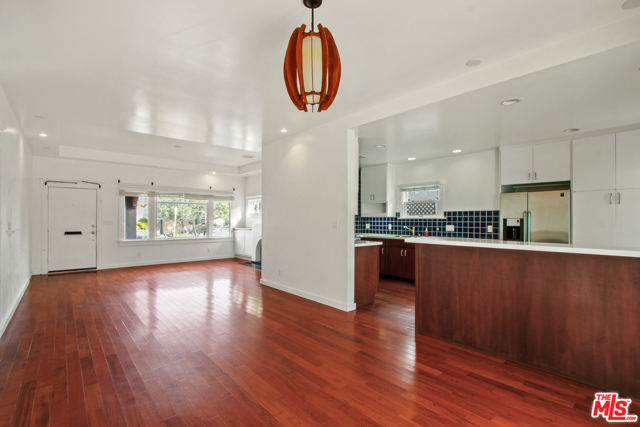 2 Bed Home for Sale in Venice, California