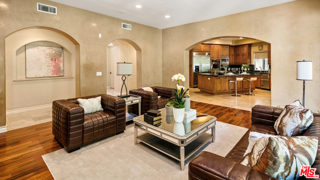 1617 CHESTNUT Avenue, Manhattan Beach, California 90266, 5 Bedrooms Bedrooms, ,4 BathroomsBathrooms,Residential,Sold,CHESTNUT,19510770