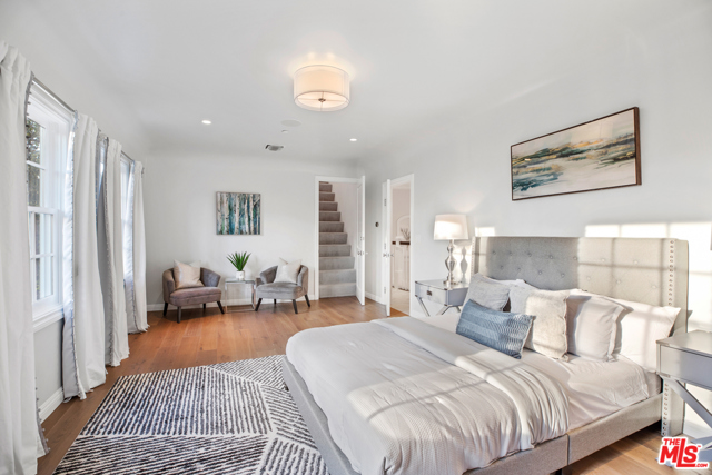 5 Bed Home for Sale in Beverly Hills, California