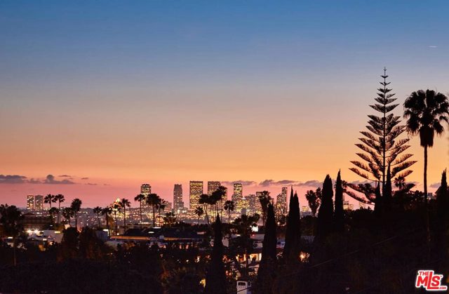 3 Bed Home for Sale in Los Angeles, California