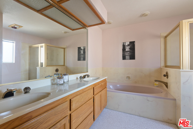 2014 GATES Avenue, Redondo Beach, California 90278, 4 Bedrooms Bedrooms, ,3 BathroomsBathrooms,Residential,Sold,GATES,18308868