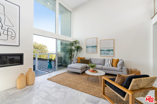 2 Bed Home for Sale in Santa Monica, California