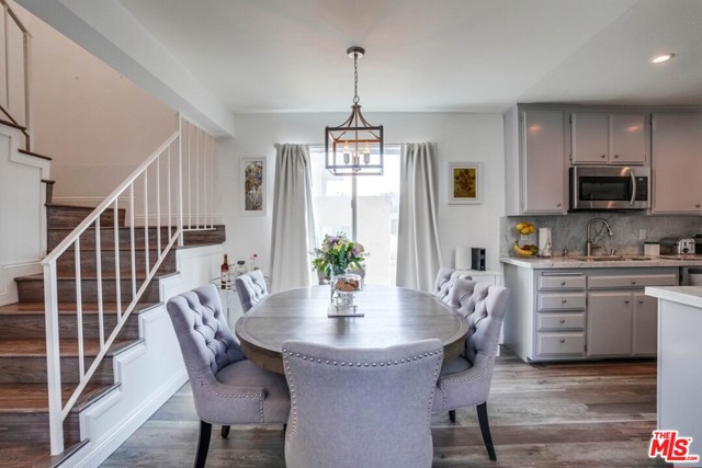 2 Bed Home for Sale in Studio City, California