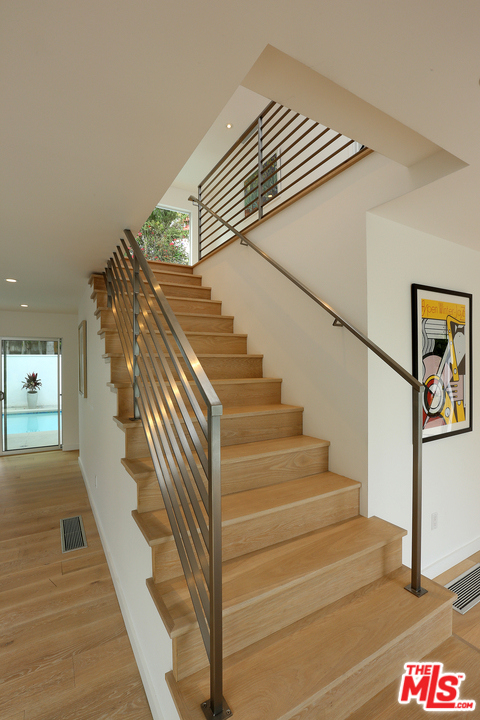 4 Bed Home for Sale in Los Angeles, California