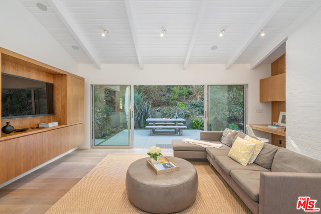 3 Bed Home for Sale in Los Angeles, California