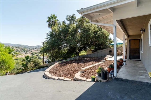 1619 Montgomery Drive