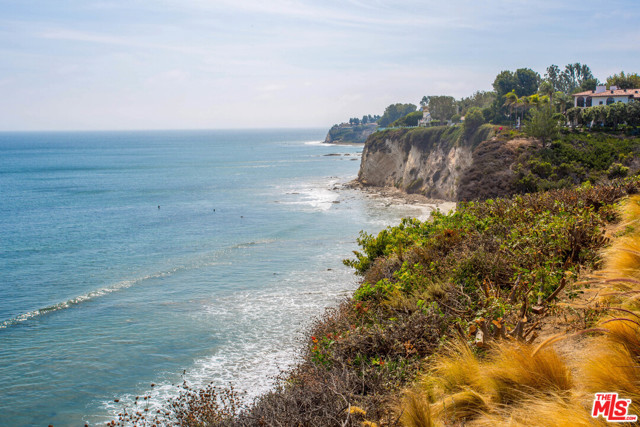 3 Bed Home for Sale in Malibu, California