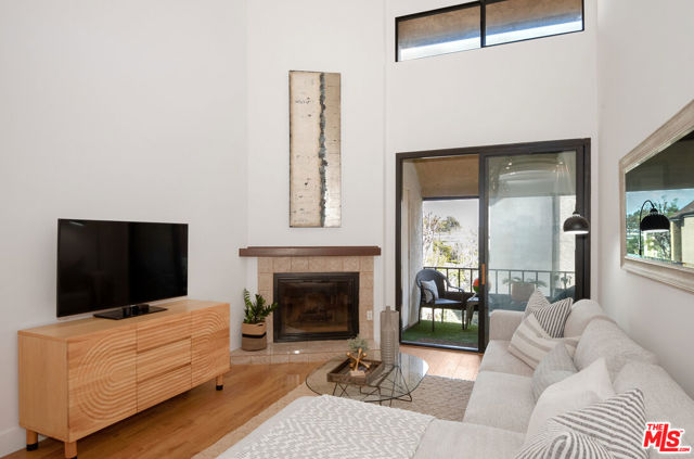 2 Bed Home for Sale in Playa del Rey, California