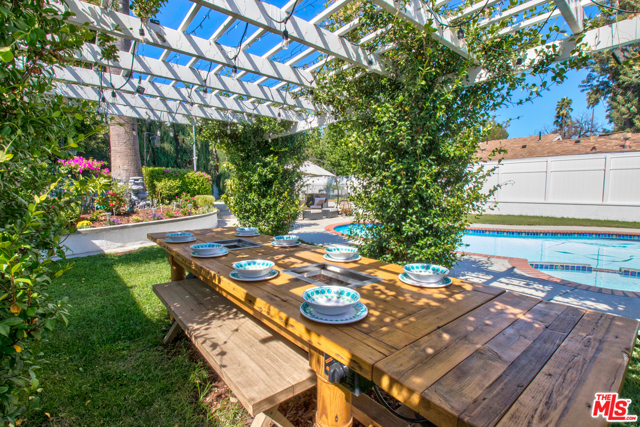 4 Bed Home for Sale in Studio City, California