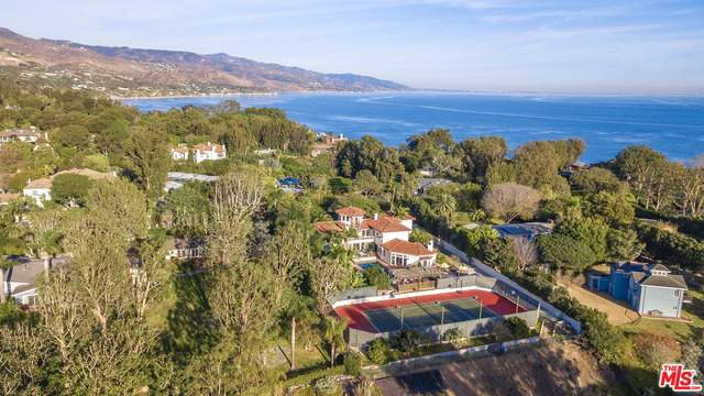 5 Bed Home for Sale in Malibu, California
