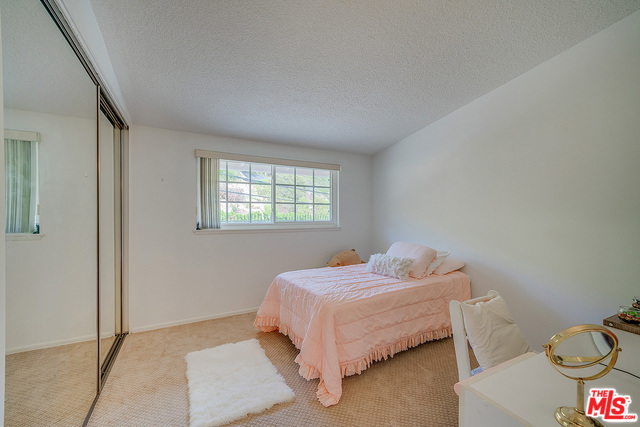30945 RUE VALOIS, Rancho Palos Verdes, California 90275, 4 Bedrooms Bedrooms, ,3 BathroomsBathrooms,Residential,Sold,RUE VALOIS,20539622