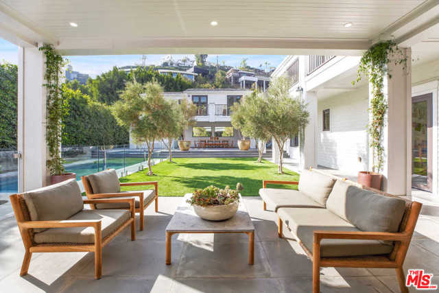 4 Bed Home for Sale in Los Angeles, California