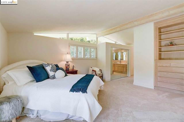 5465 Middlecrest Rd, Rancho Palos Verdes, California 90275, 4 Bedrooms Bedrooms, ,3 BathroomsBathrooms,Residential,Sold,Middlecrest Rd,40865409