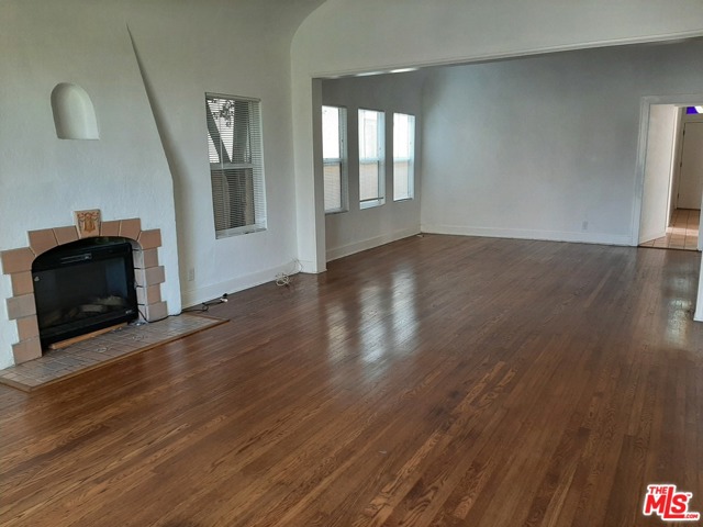 2 Bed Home for Sale in Beverly Hills, California