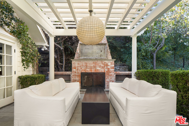 5 Bed Home for Sale in Beverly Hills, California
