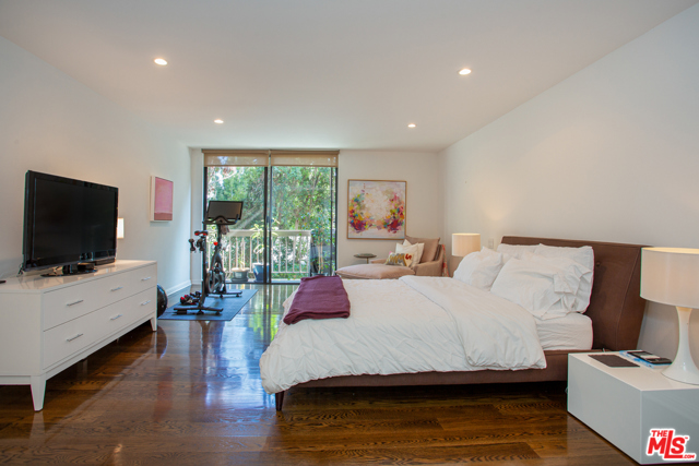 3 Bed Home for Sale in Los Angeles, California