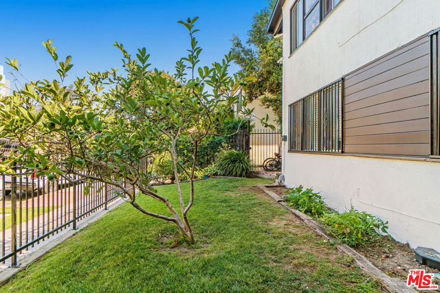  Income Home for Sale in Culver City, California