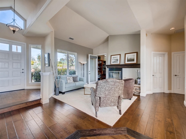 4114 Tierra Vista