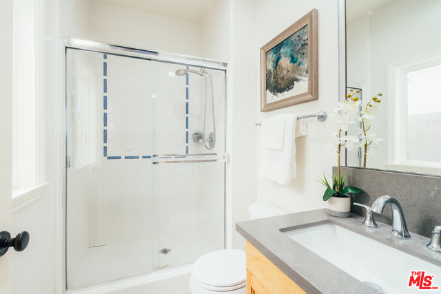 1601 BELMONT Lane, Redondo Beach, California 90278, 4 Bedrooms Bedrooms, ,3 BathroomsBathrooms,Residential,Sold,BELMONT,18417028