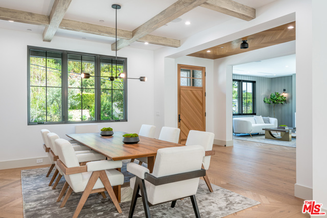 6 Bed Home for Sale in Pacific Palisades, California
