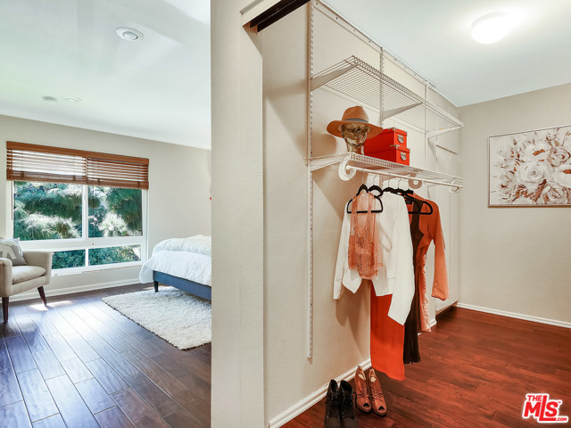 1 Bed Home for Sale in West Hollywood, California