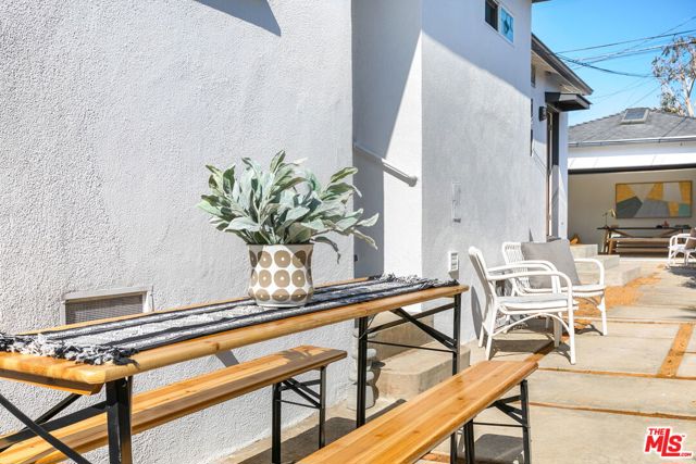2 Bed Home for Sale in Venice, California