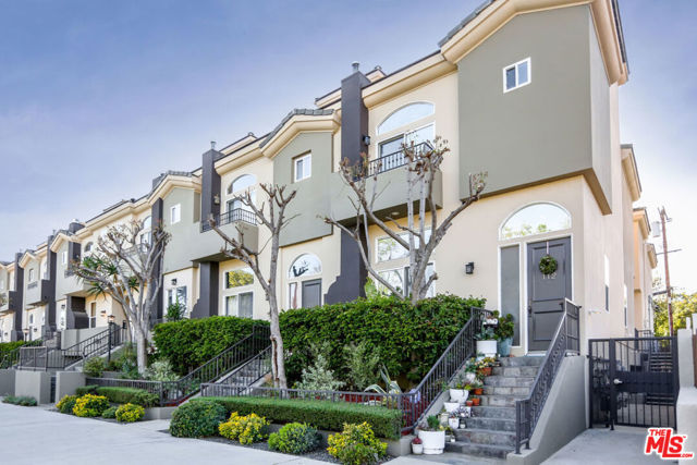 3 Bed Home for Sale in Studio City, California