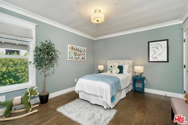 3 Bed Home for Sale in Sherman Oaks, California