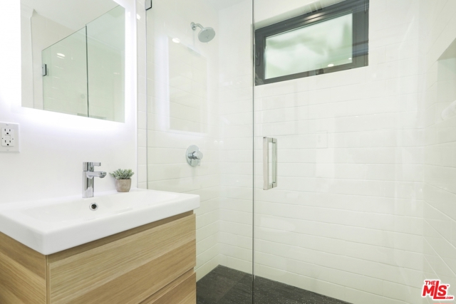 3 Bed Home for Sale in Los Angeles, California